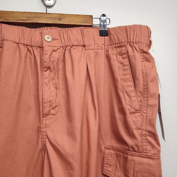 New Tommy Bahama Cargo Shorts Men Size XLT Orange Pockets Elastic Waist Cotton - Picture 2 of 7